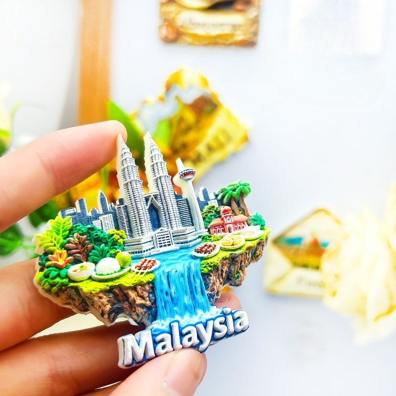 Kuala Lumpur Fridge Magnet - S - огляд і ціна Home Decor Malaysia