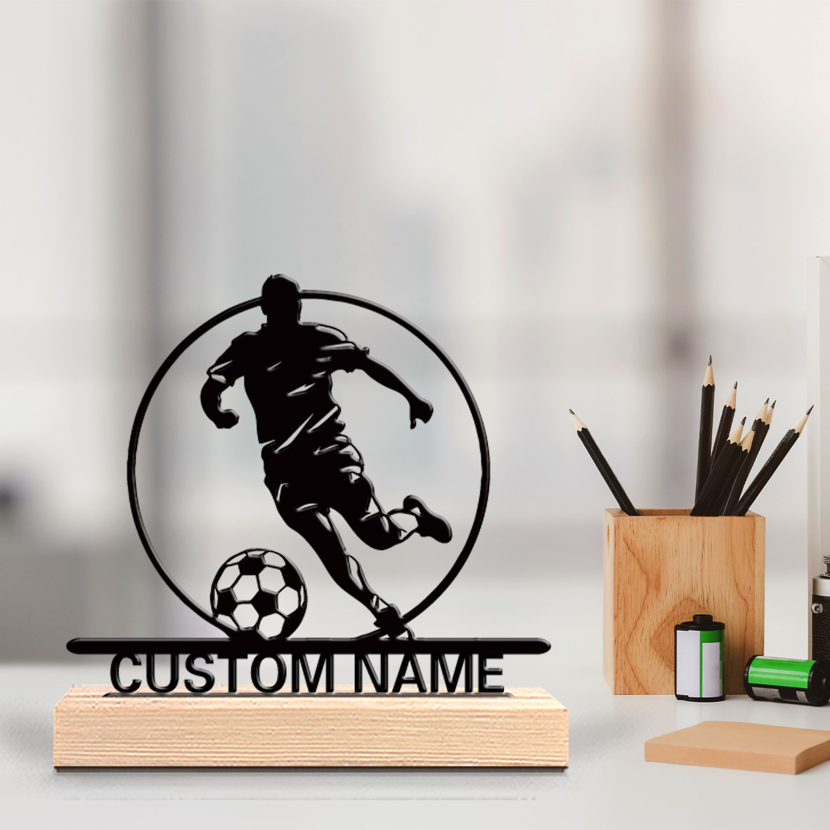 Custom Soccer Player Metal Sta - огляд і ціна Home Decor Zone