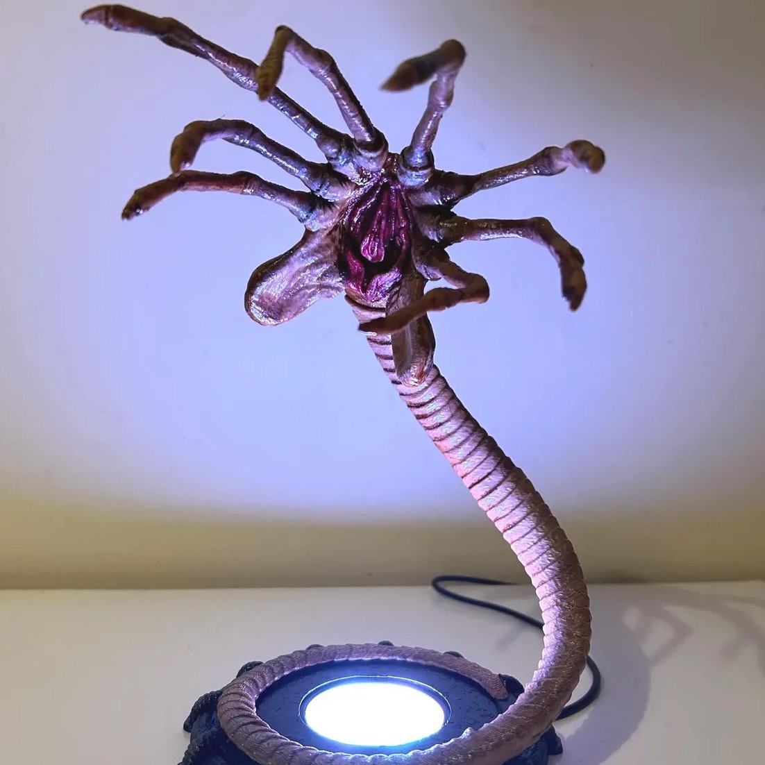 Alien Facehugger Lamp Nightlig - огляд і ціна Home Decor Halloween
