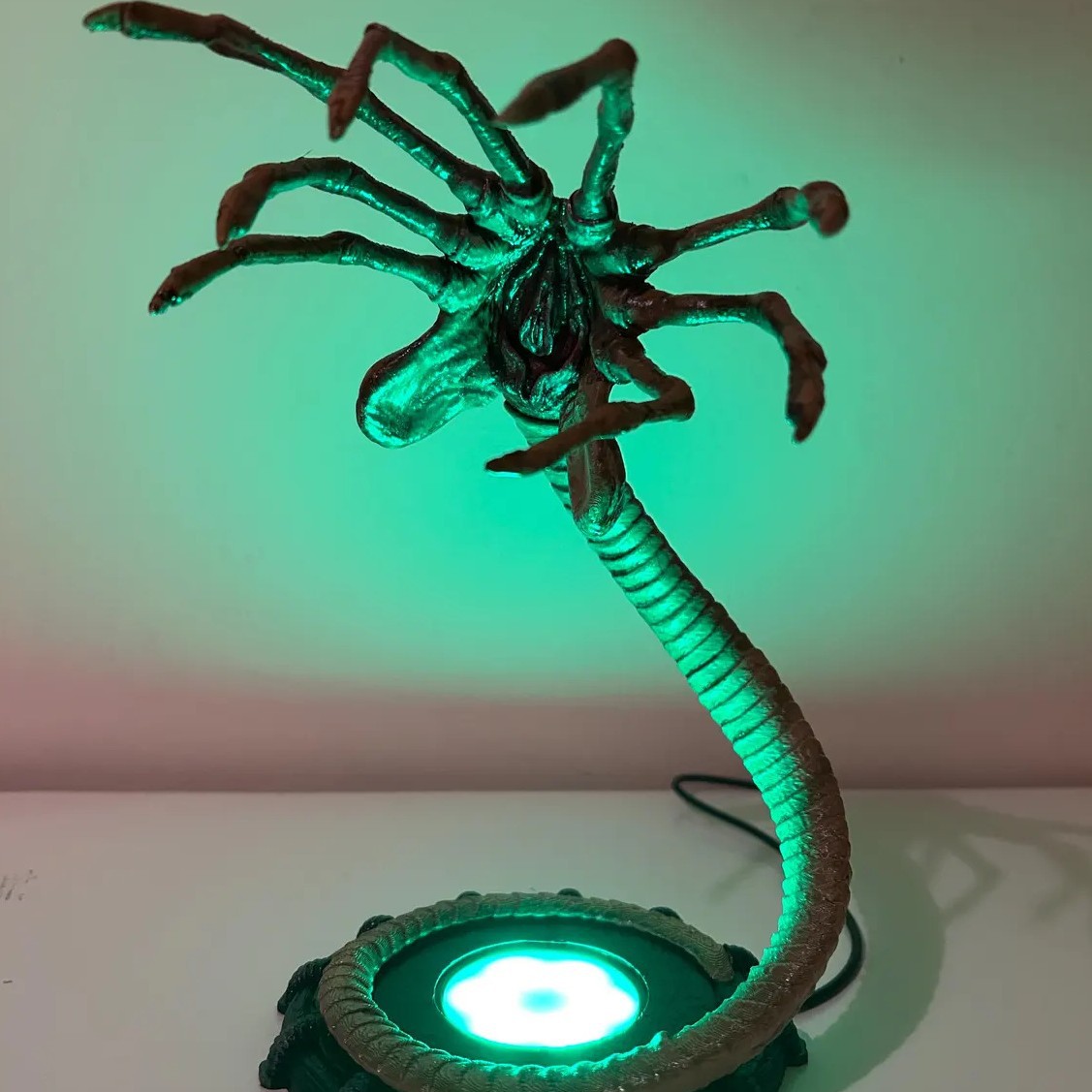 Alien Facehugger Lamp Nightlig - огляд і ціна Home Decor Halloween