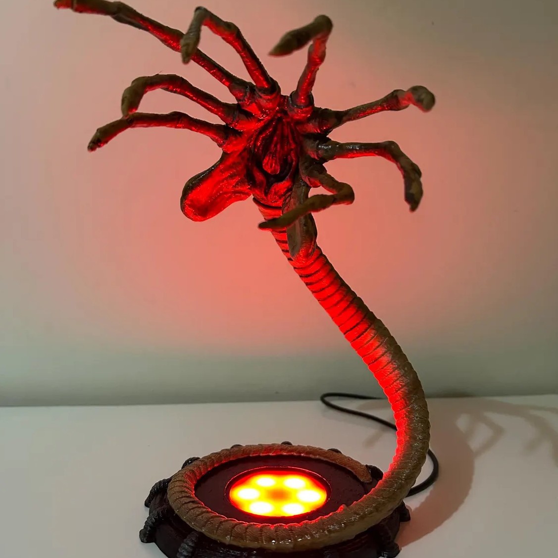 Alien Facehugger Lamp Nightlig - огляд і ціна Home Decor Halloween