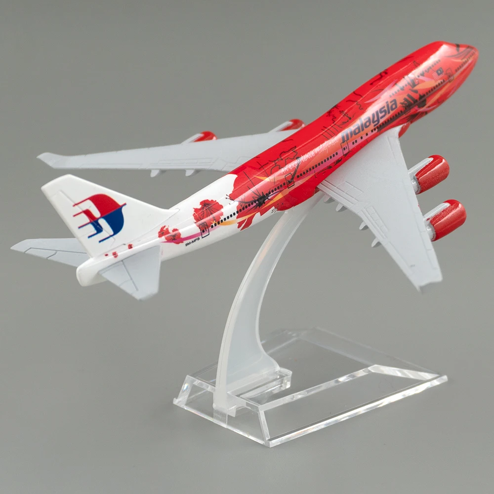 1/400 Aircraft Boeing 747 Mala - огляд і ціна Home Decor Malaysia