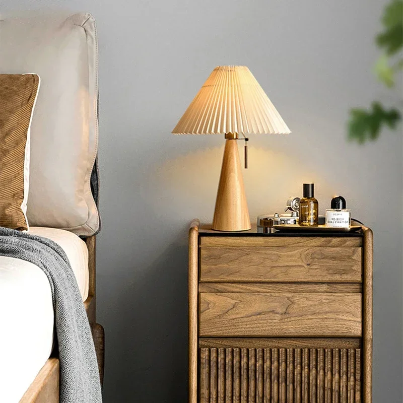 Retro Pleated Table Lamp Nordi - огляд і ціна Home Decor Retro