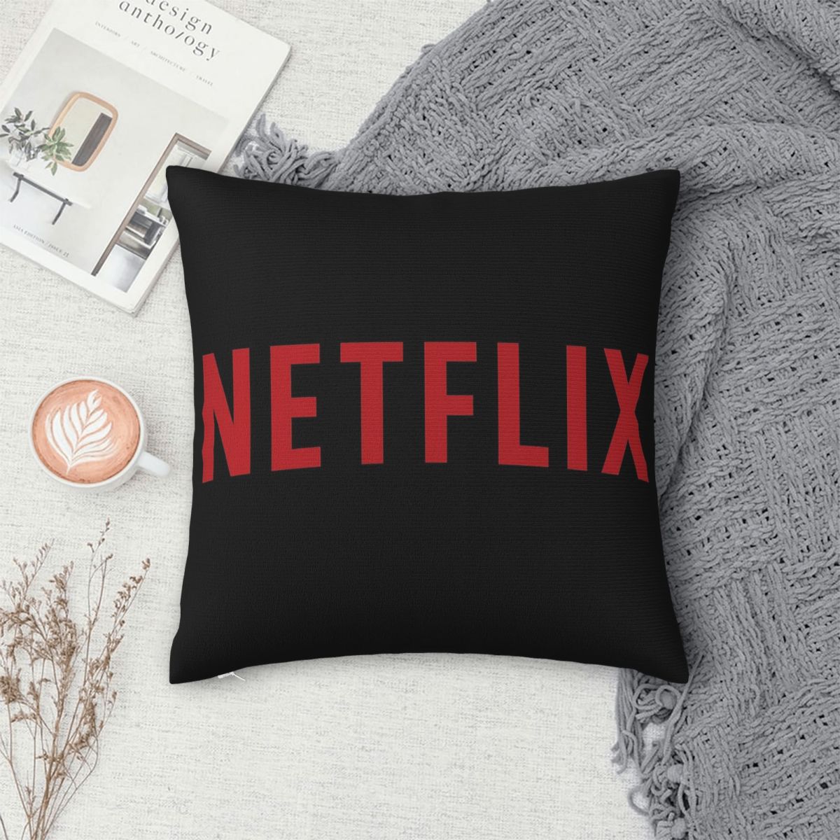 Netflix Logo Square Pillowcase - огляд і ціна Home Decor Netflix